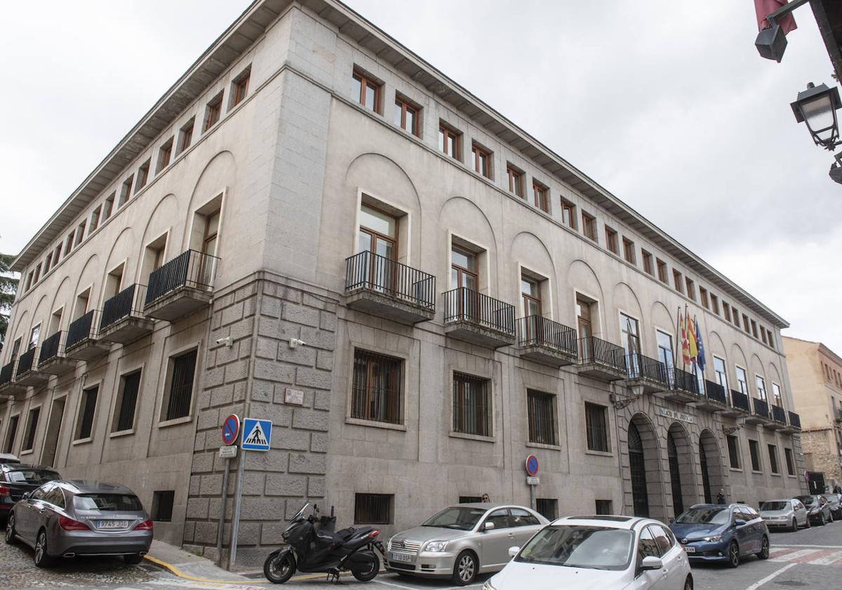 Fachada del actual Palacio de Justicia, en la ciudad de Segovia.