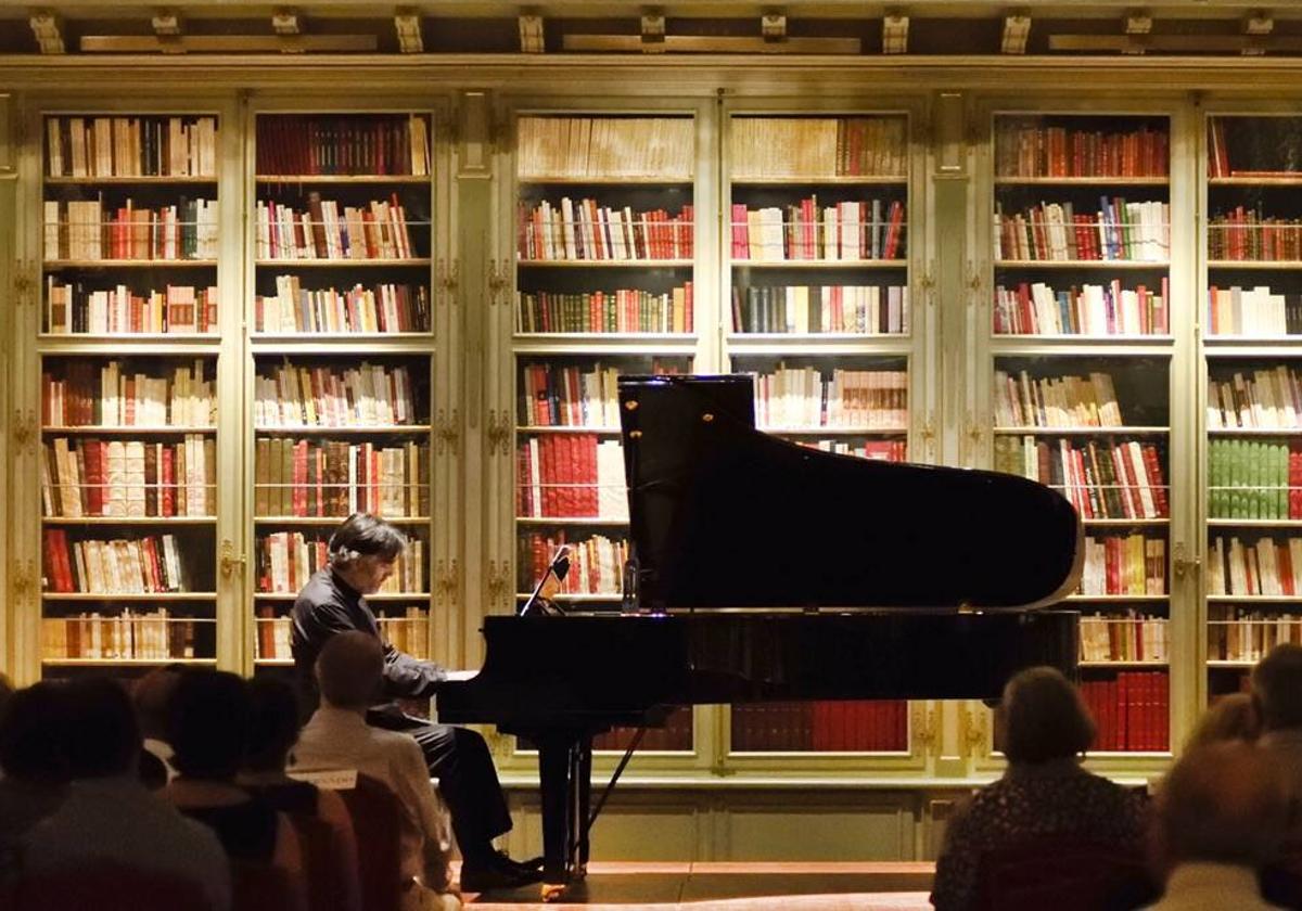 Fernández Magdaleno rendirá homenaje a los escritores de Castilla y León con un recital