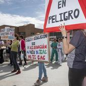 Los TCAE de Segovia inician las protestas contra la unificación de categorías