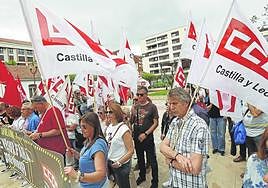 Concentración este viernes en la plaza de los Juzgados con motivo delDía Mundial de la Salud y la Seguridad en el Trabajo.
