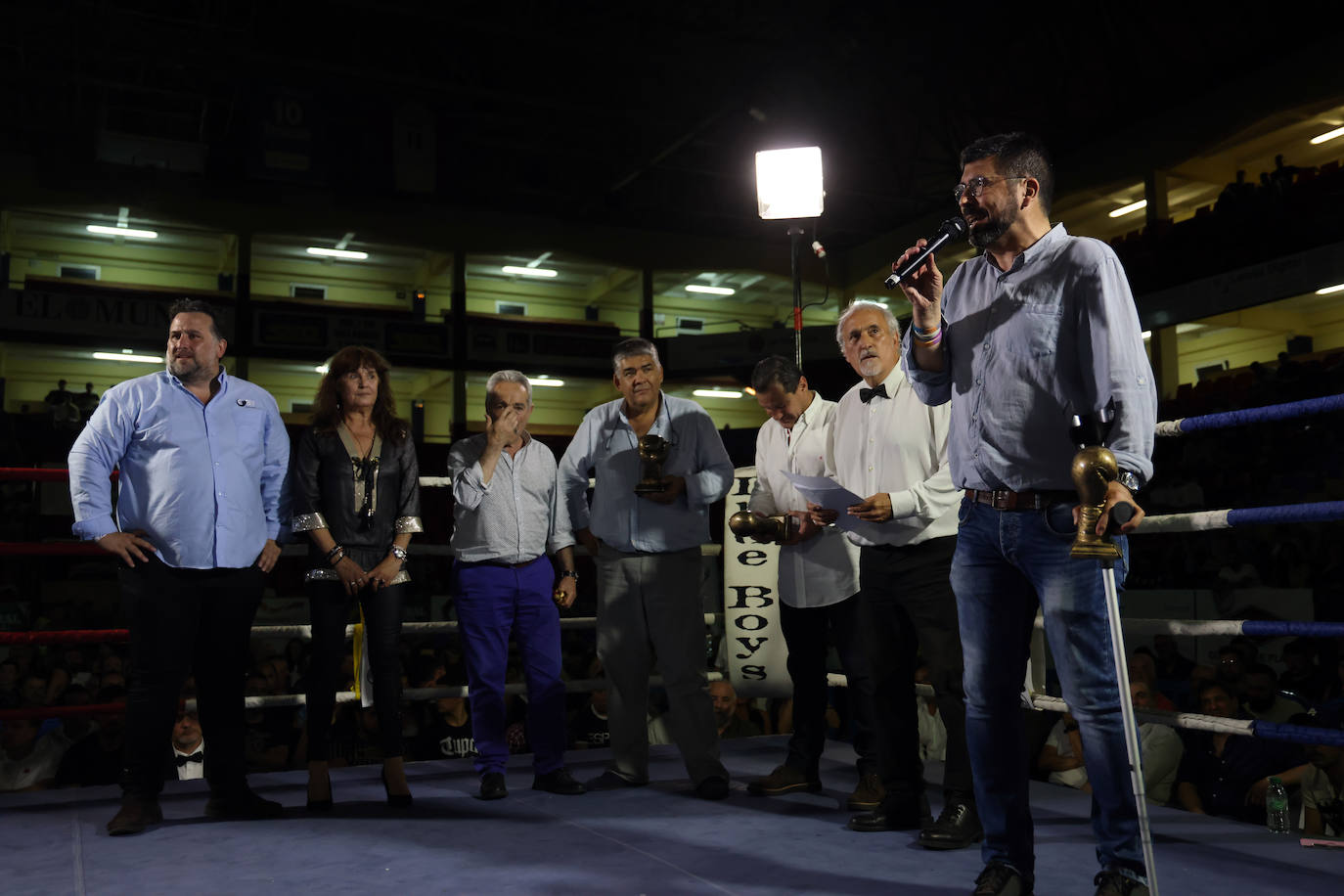 Velada de boxeo en el Polideportivo Huerta del Rey de Valladolid (2/2)