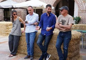 Poesía, exposiciones y talleres infantiles brillan en el festival Libra de Olmedo