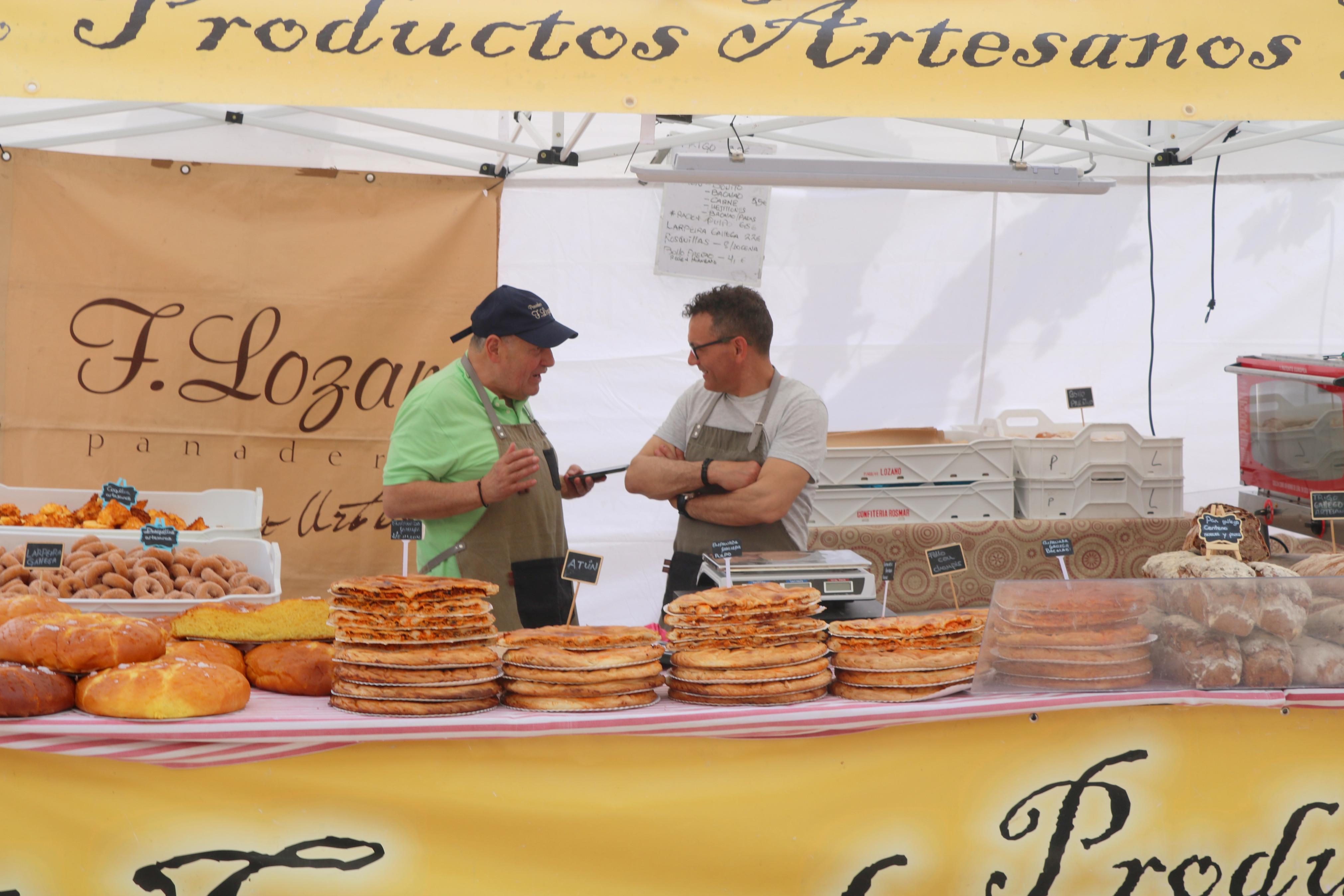 Ampudia celebra el XII Mercado Regional de la Flor