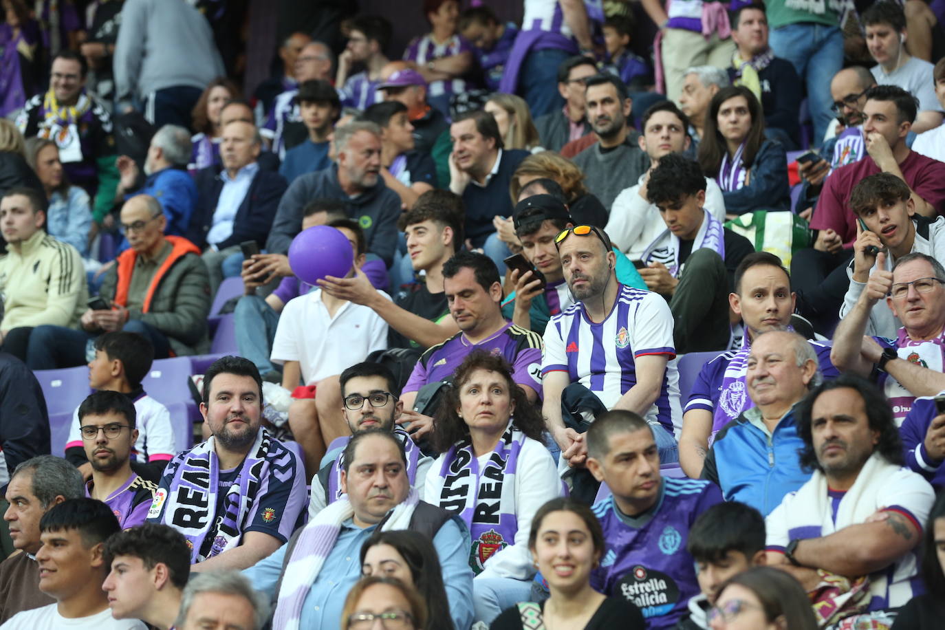 Búscate en la grada del Real Valladolid - Atlético de Madrid (1/3)