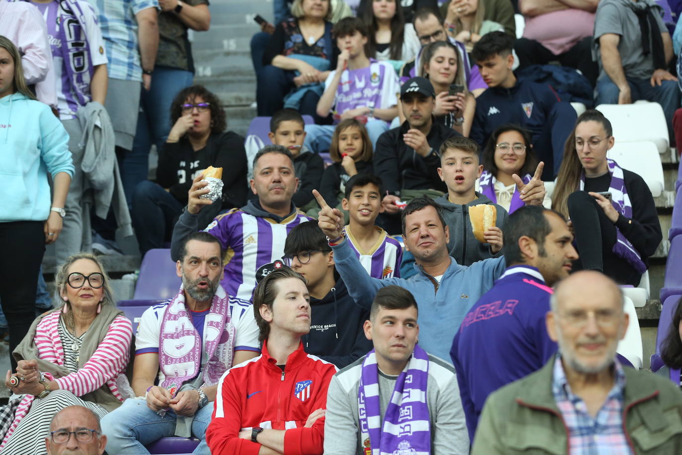 Búscate en la grada del Real Valladolid - Atlético de Madrid (1/3)