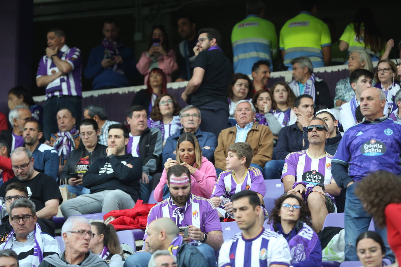 Búscate en la grada del Real Valladolid - Atlético de Madrid (1/3)