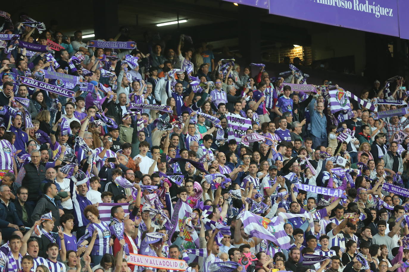 Búscate en la grada del Real Valladolid - Atlético de Madrid (3/3)