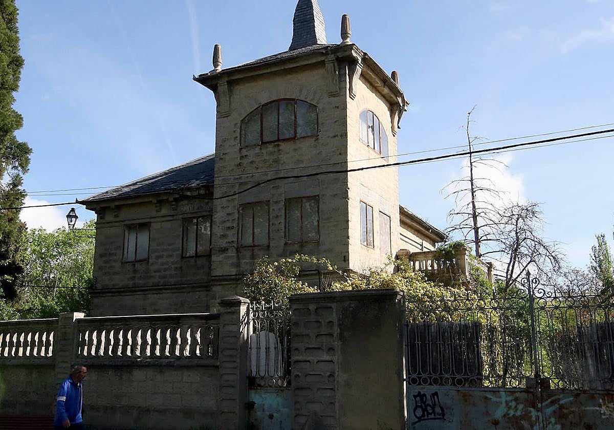 Chalé del arquitecto Pagola en la carretera de La Granja.