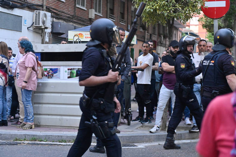 Muere una mujer tras ser atropellada en Pajarillos