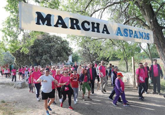 Salida de la cuadragésima segunda edición de la tradicional marcha de Aspanis.