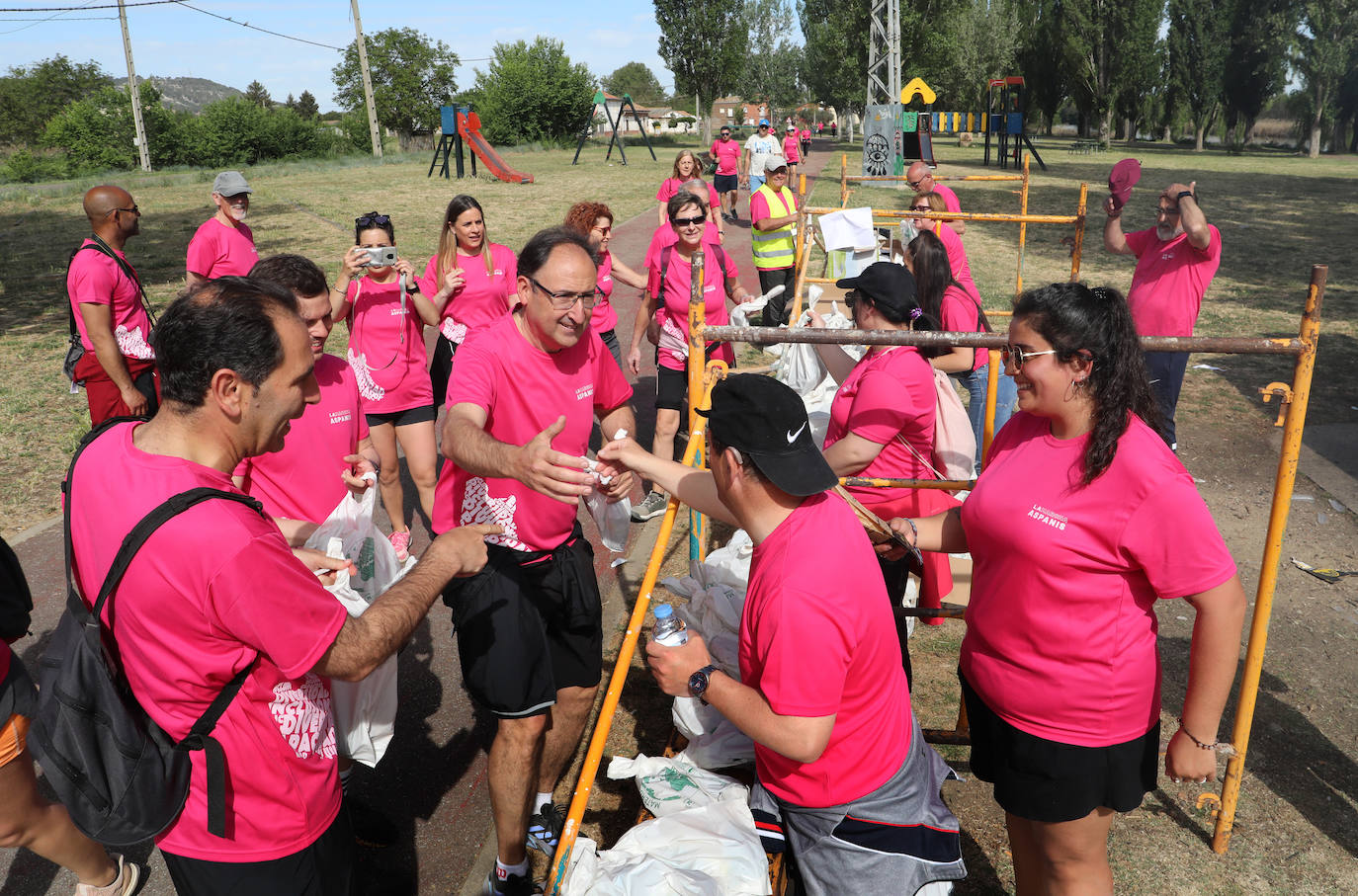 Más de mil palentinos se unen a la marcha de Aspanis