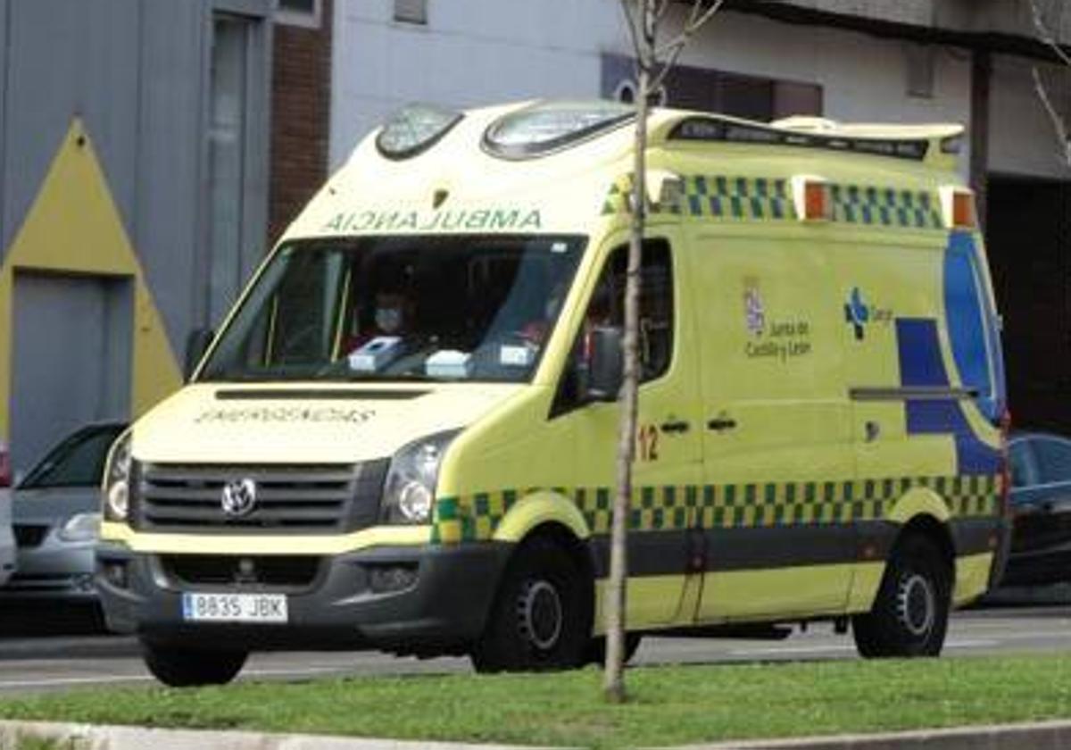 Un muerto al salirse de la carretera y chocar contra un edificio en Soria