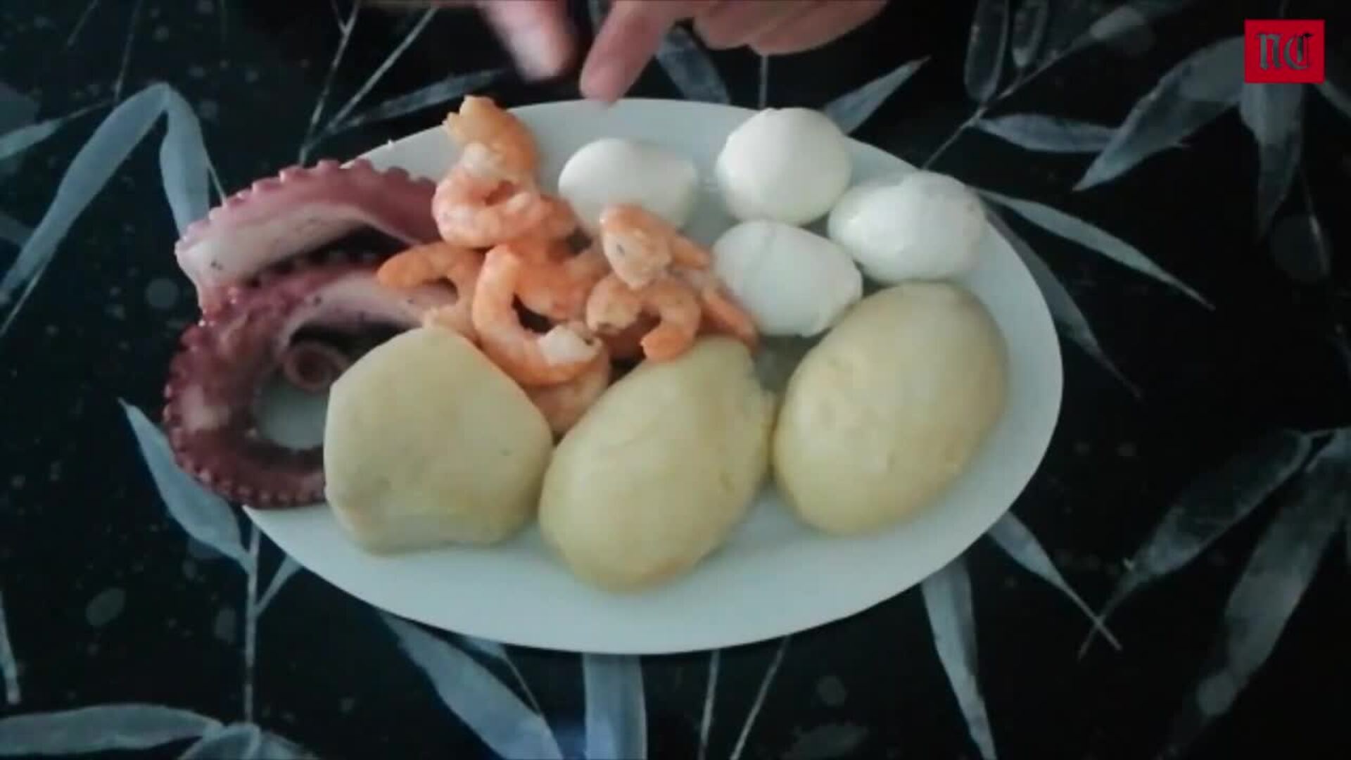Receta de ensaladilla de langostinos, gambas, patata y huevo