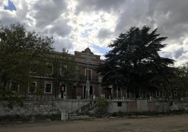 Imagen del exterior del cuartel Marqués de la Ensenada en la localidad de Medina del Campo.