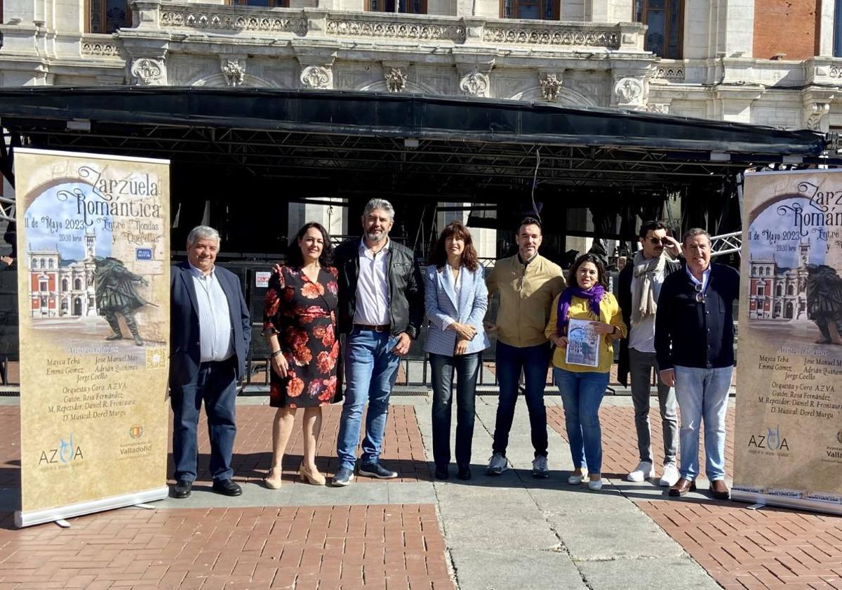 Presentación de la zarzuela enla plaza Mayor.