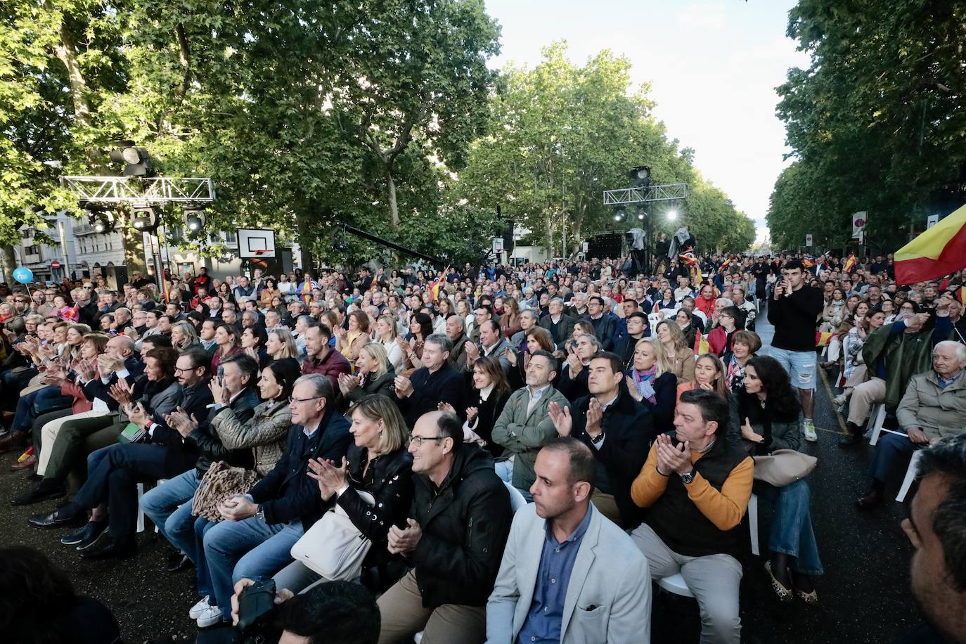 El mitin en Valladolid del PP, con Núñez Feijóo, en imágenes