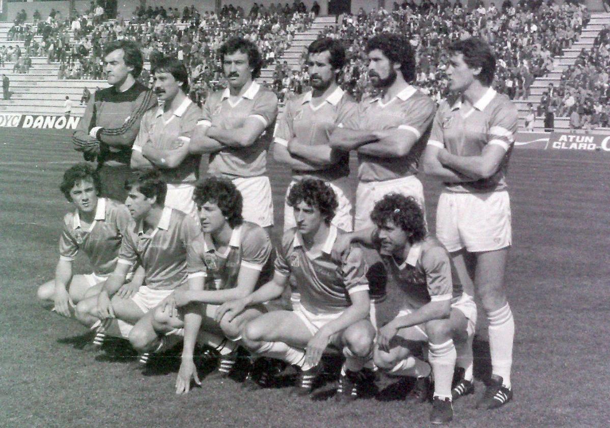 Uno de los onces iniciales del Palencia CF en la temporada 1982-83.