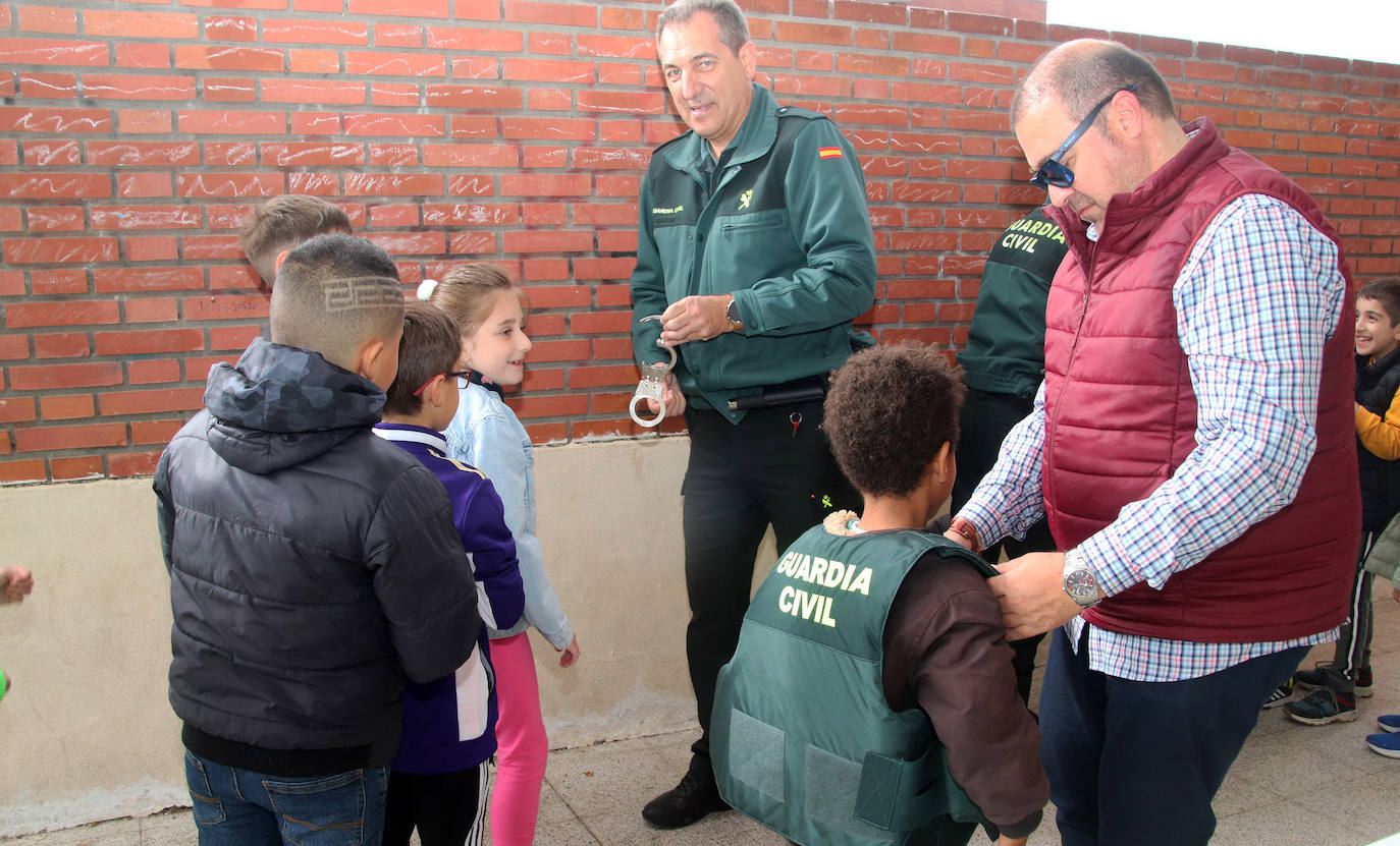 Exhibición de la Guardia Civil en Cuéllar