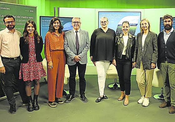 Participantes en la presentación del grupo de expertos de Vivaces.