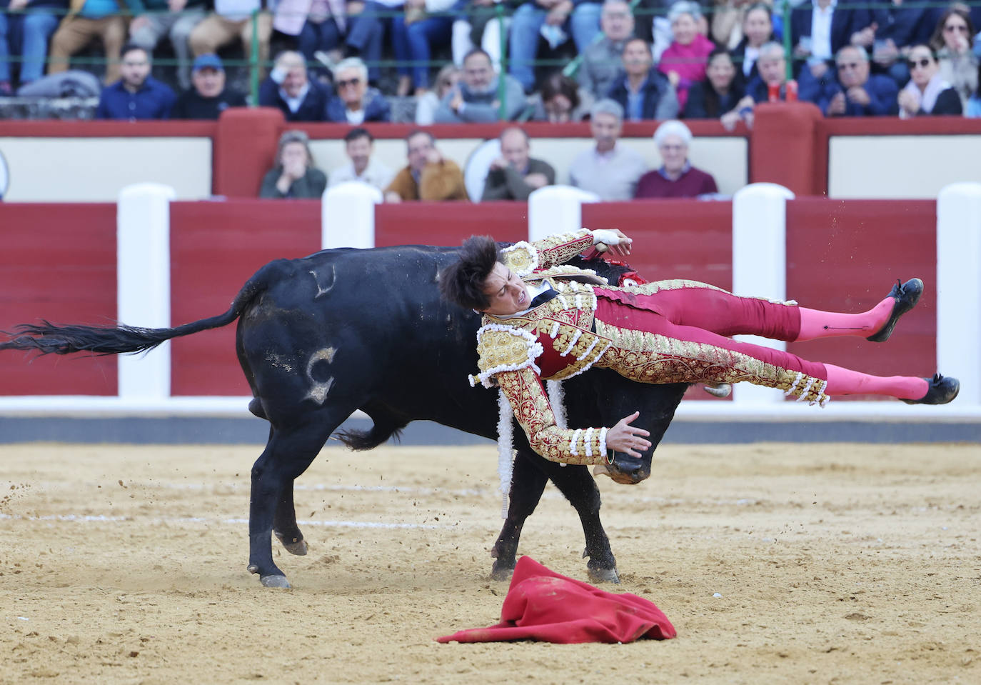 La corrida de toros de San Pedro Regalado, en imágenes