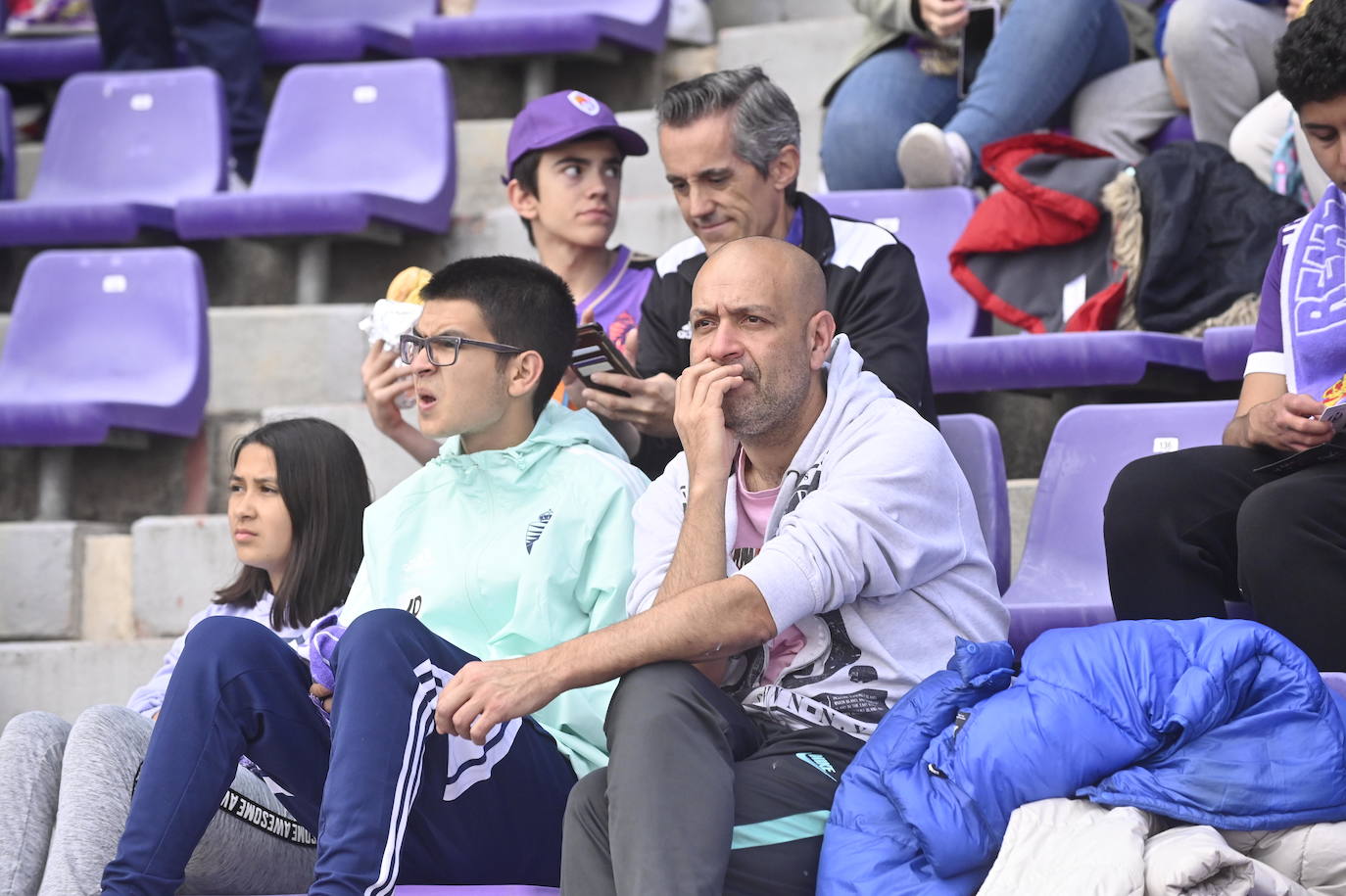 Búscate en la grada del José Zorrilla (4/5)