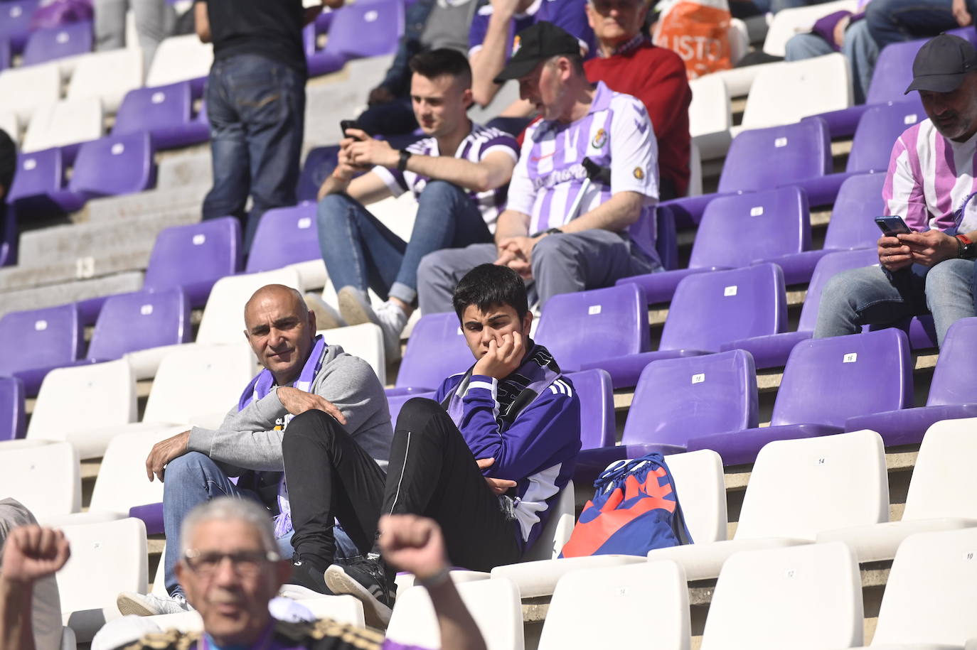 Búscate en la grada del José Zorrilla (1/5)