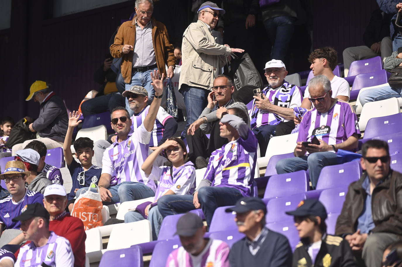 Búscate en la grada del José Zorrilla (1/5)