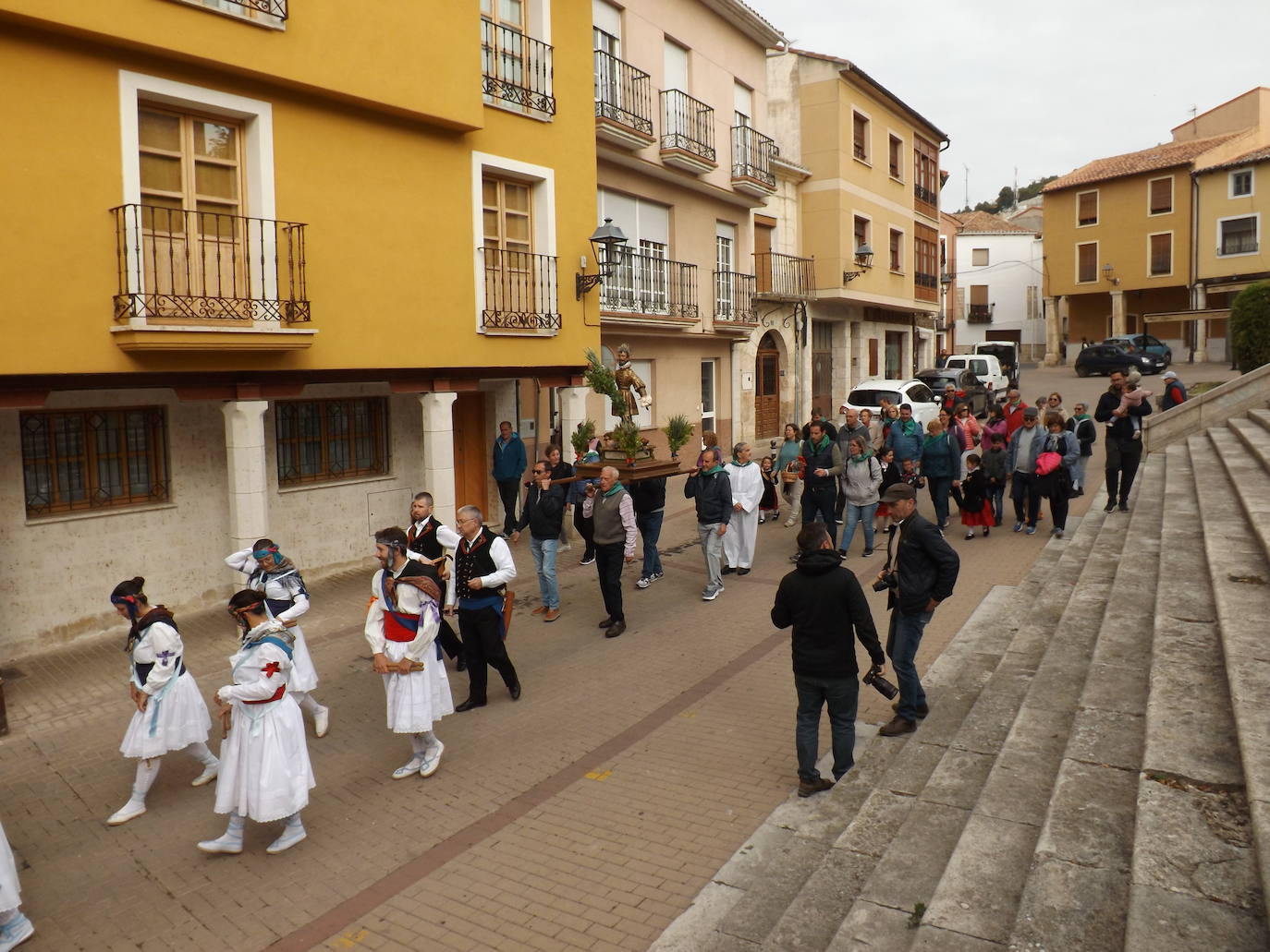 A San Isidro solo hay un camino en Dueñas