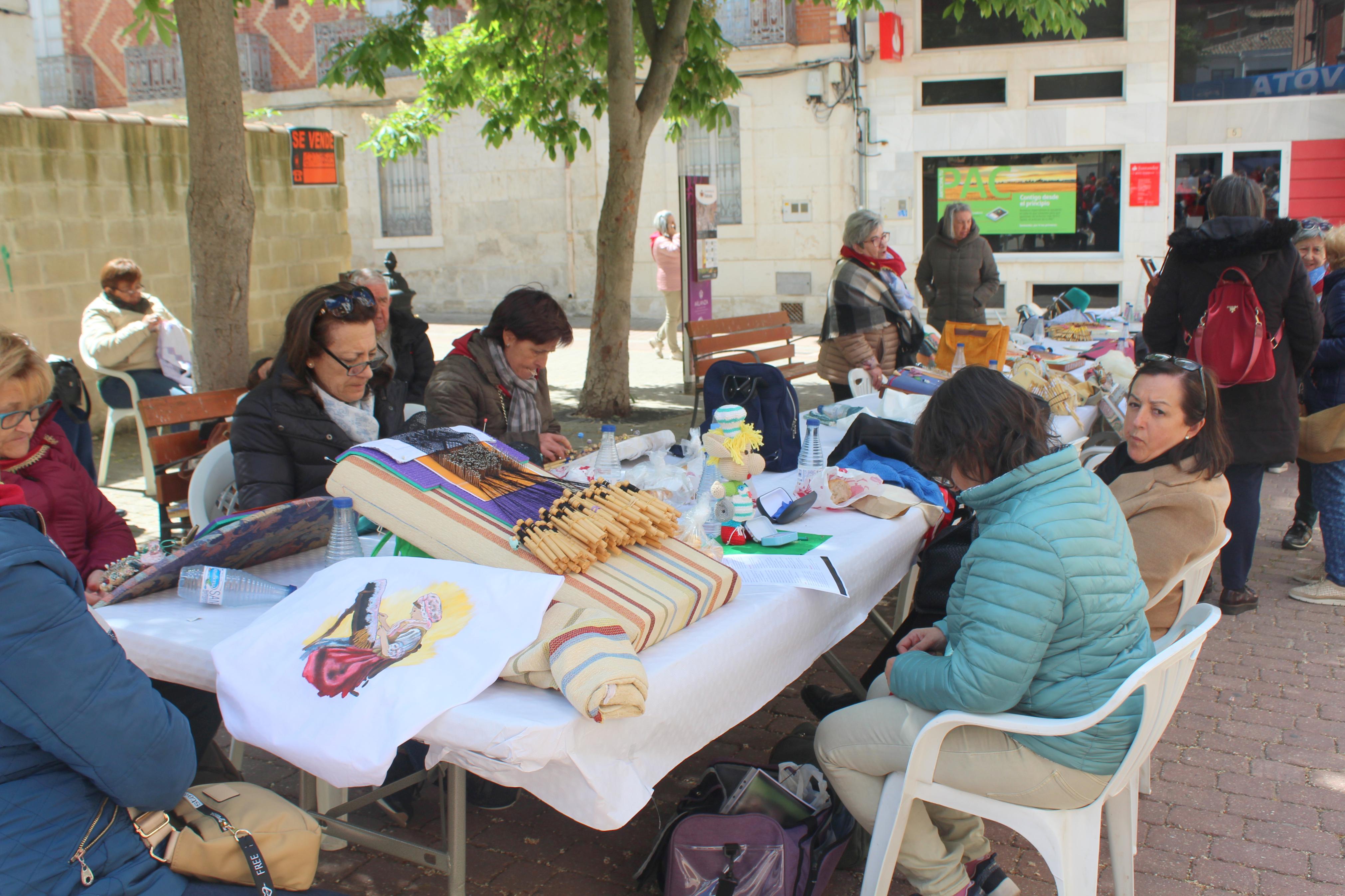 Baltanás presume de artesanía textil