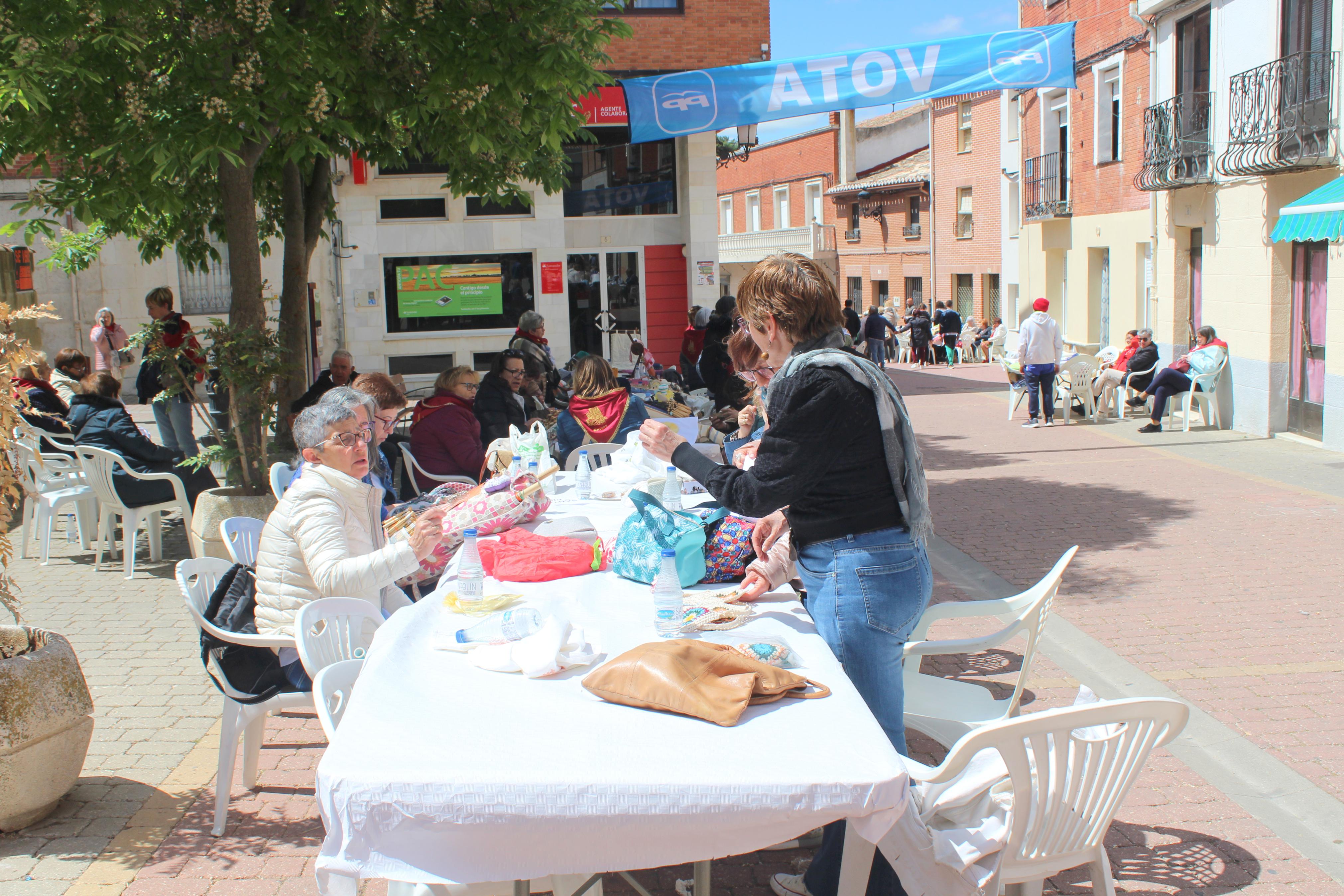 Baltanás presume de artesanía textil