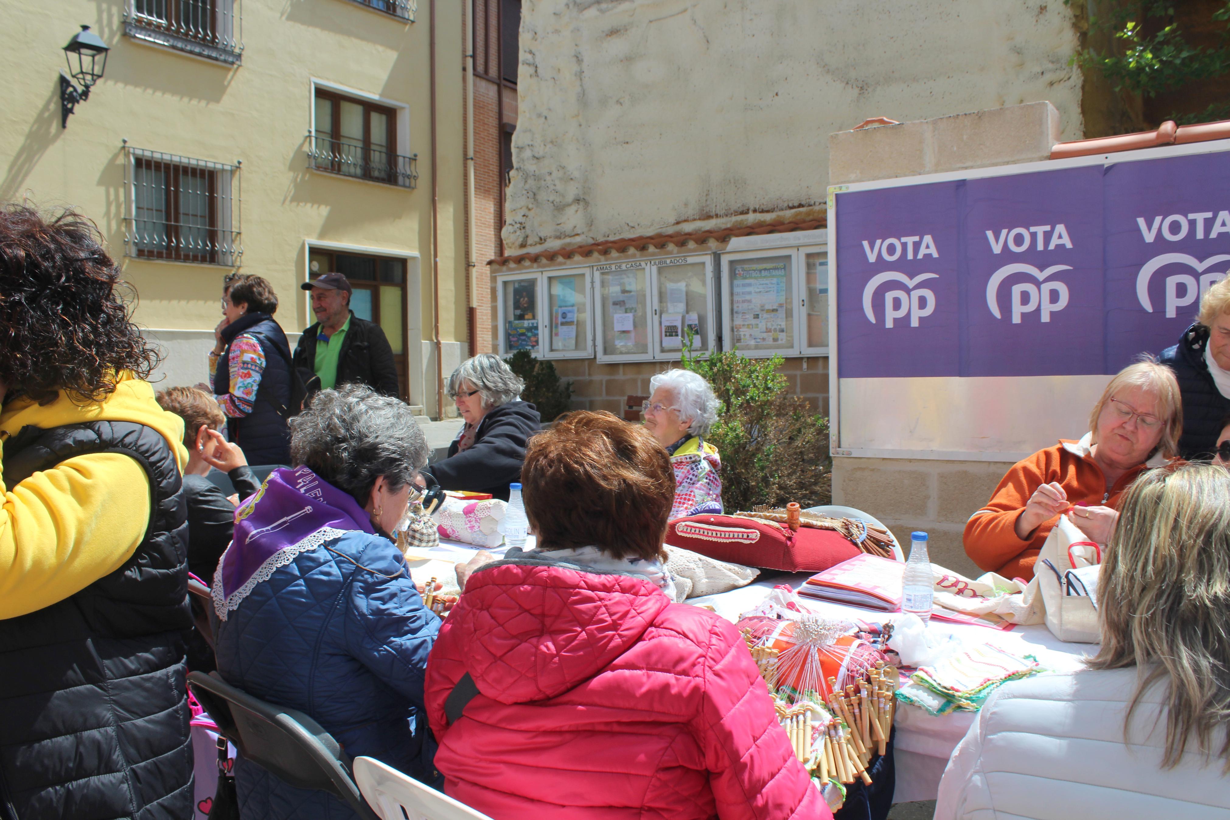 Baltanás presume de artesanía textil