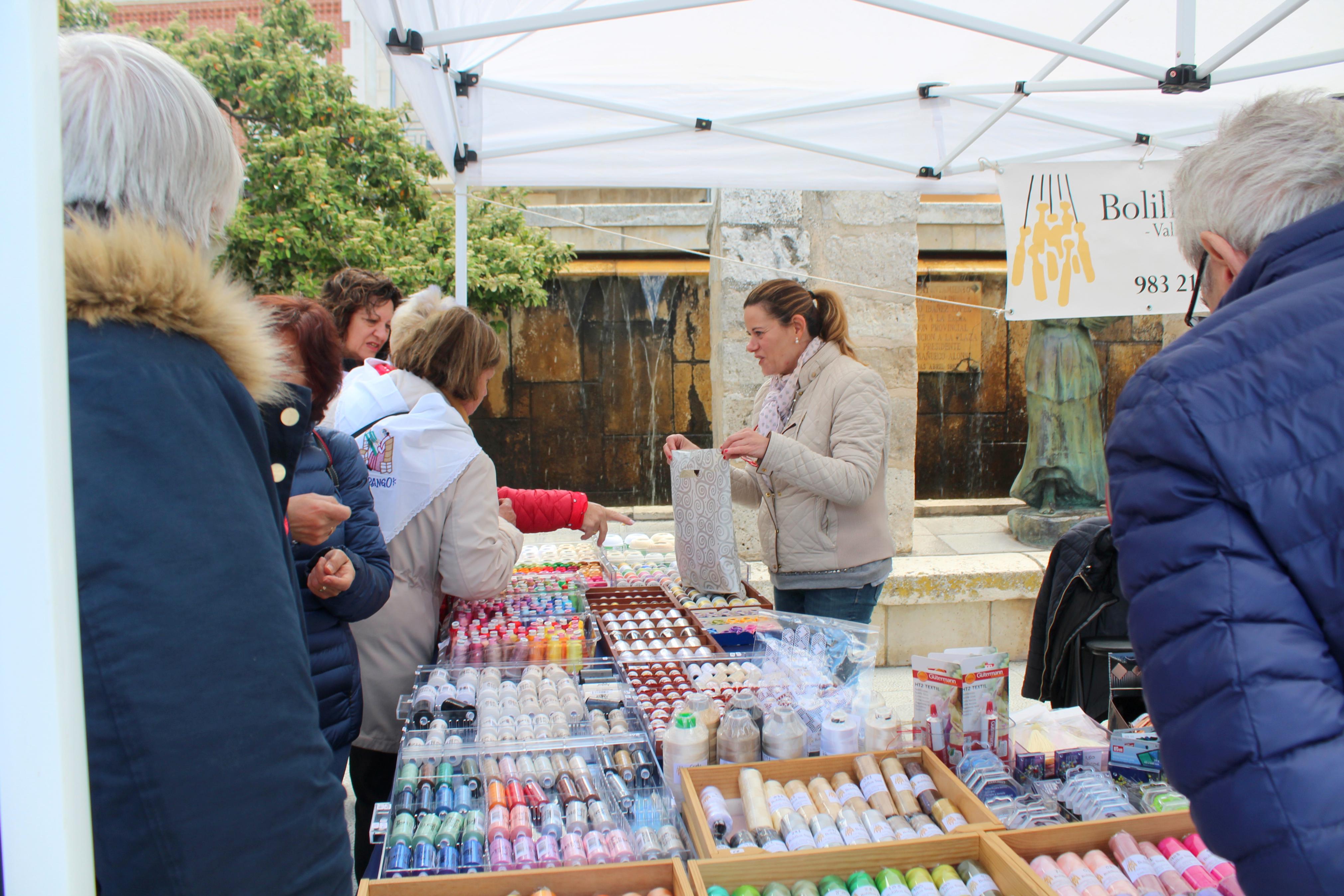 Baltanás presume de artesanía textil