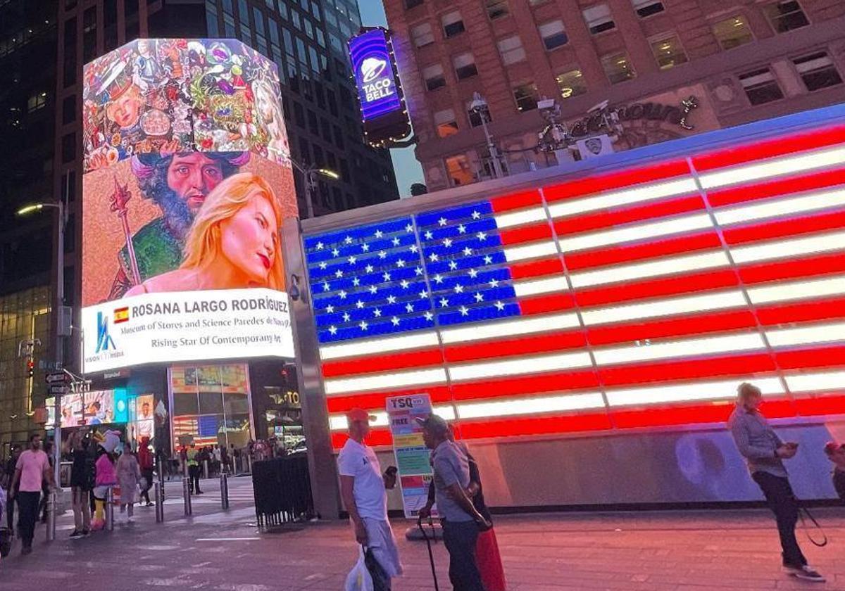 Valla publicitaria en Times Square que anuncia el Museo de los Cuentos y la Ciencia de Paredes de Nava.