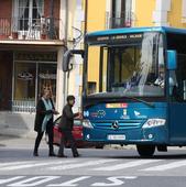 El Ayuntamiento del Real Sitio exige resolver las deficiencias de autobús