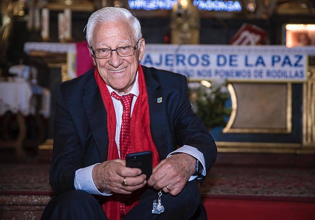 El Padre Ángel estará este martes en la localidad palentina de Guardo.