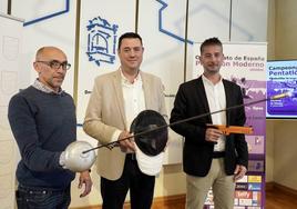 Ángel Vinagrero, Francisco Javier González Vega y Jesús Carro en la presentación del Campeonato de España de Pentatlón Moderno.