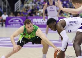 Romaric Belemene. en el partido ante Albacete.