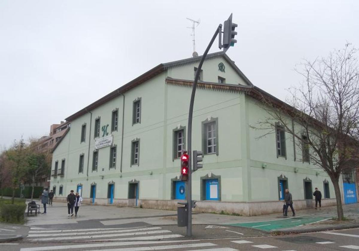 Exterior del Hotel Marqués de la Ensenada, en la avenida de Gijón.