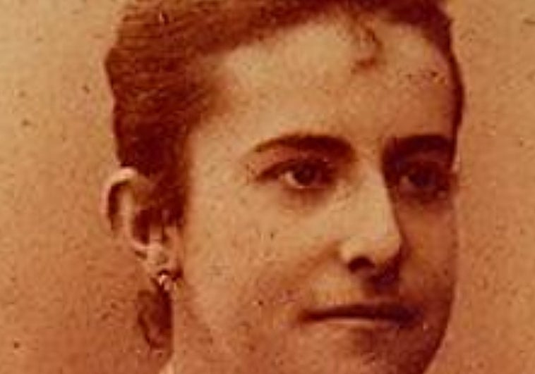 Ángela Carraffa de Nava, primera doctora en Filosofía y Letras de España