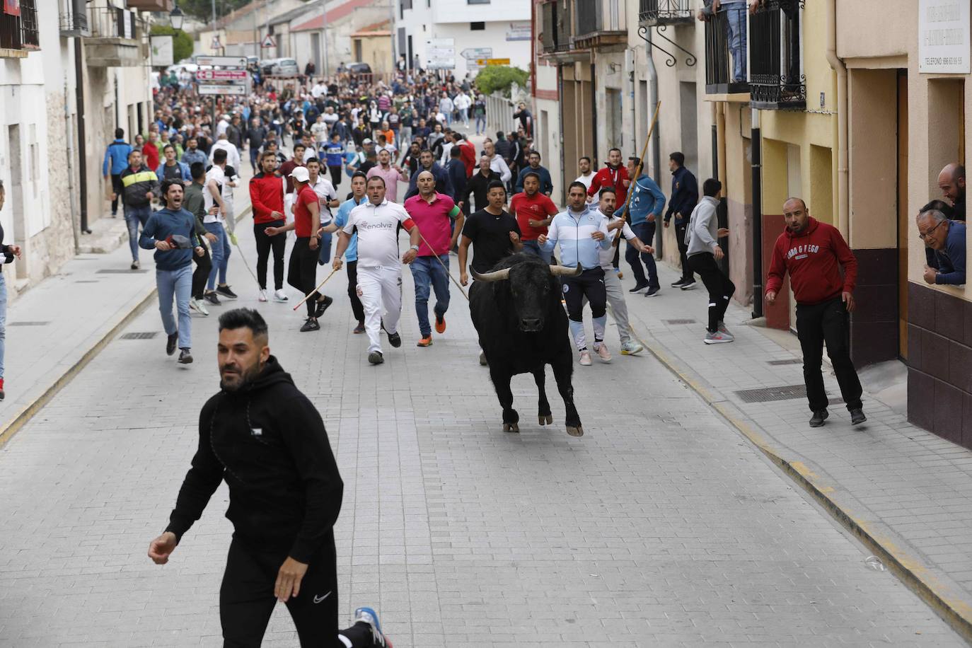 Los Toros de Mayo arrancan con un gran ambiente festivo en Peñafiel