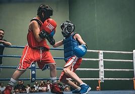 Una de las imágenes que dejó la jornada en el frontón de Soto de la Medinilla.