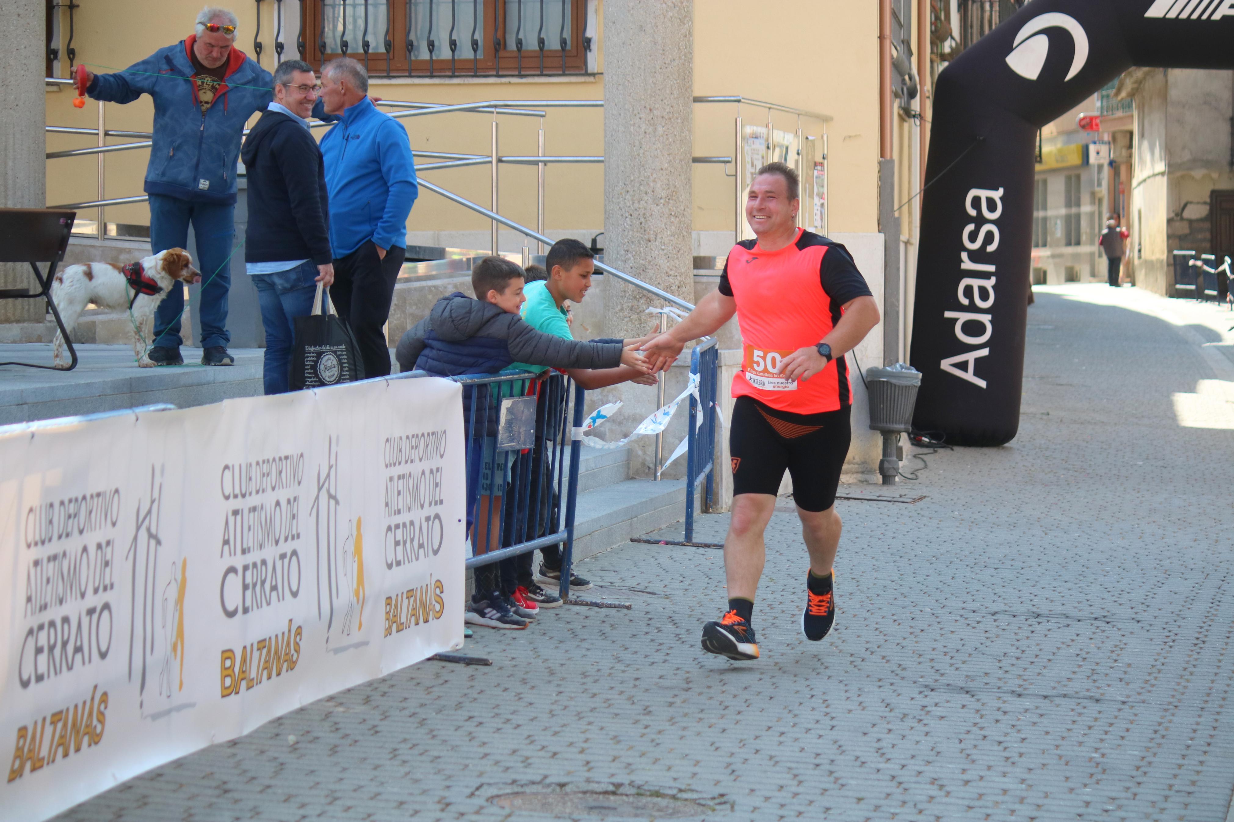 Pablo Marcos y Alicia Diago, vencedores de la IV Legua Castellana del Cerrato