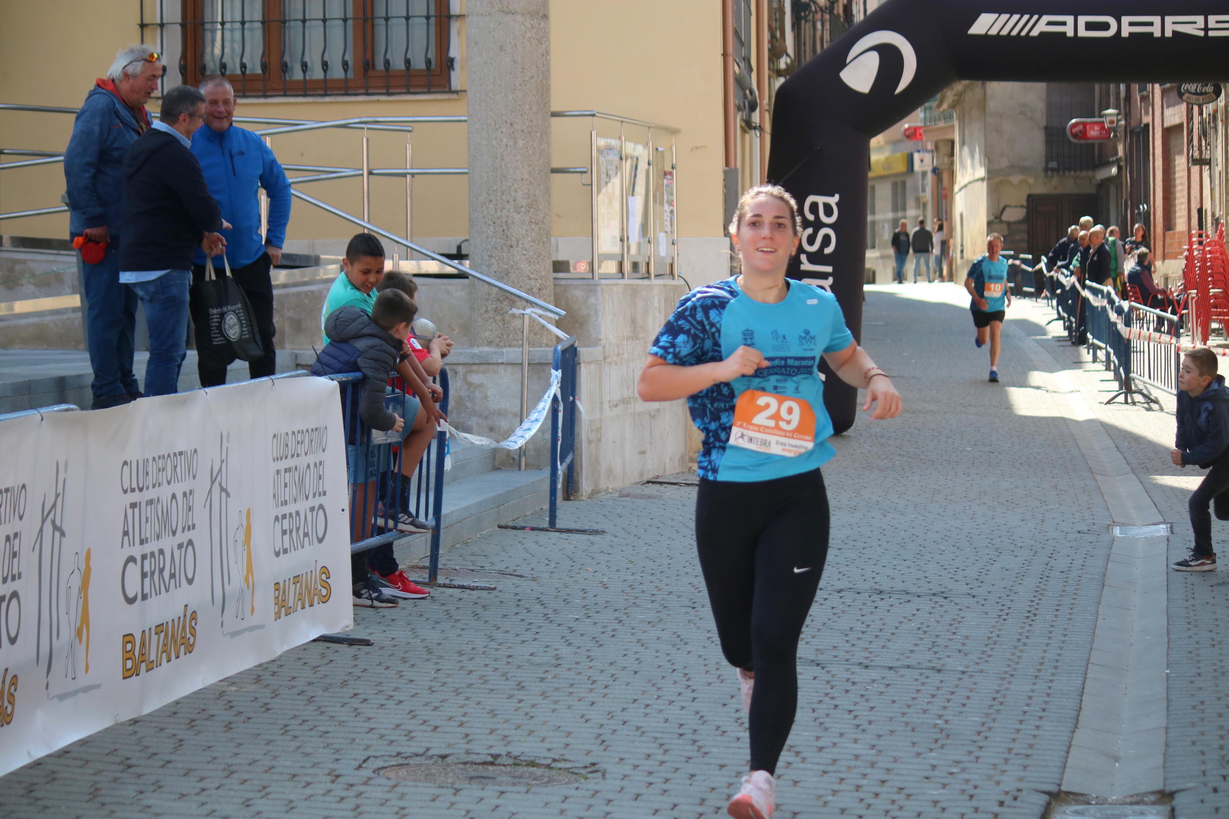 Pablo Marcos y Alicia Diago, vencedores de la IV Legua Castellana del Cerrato