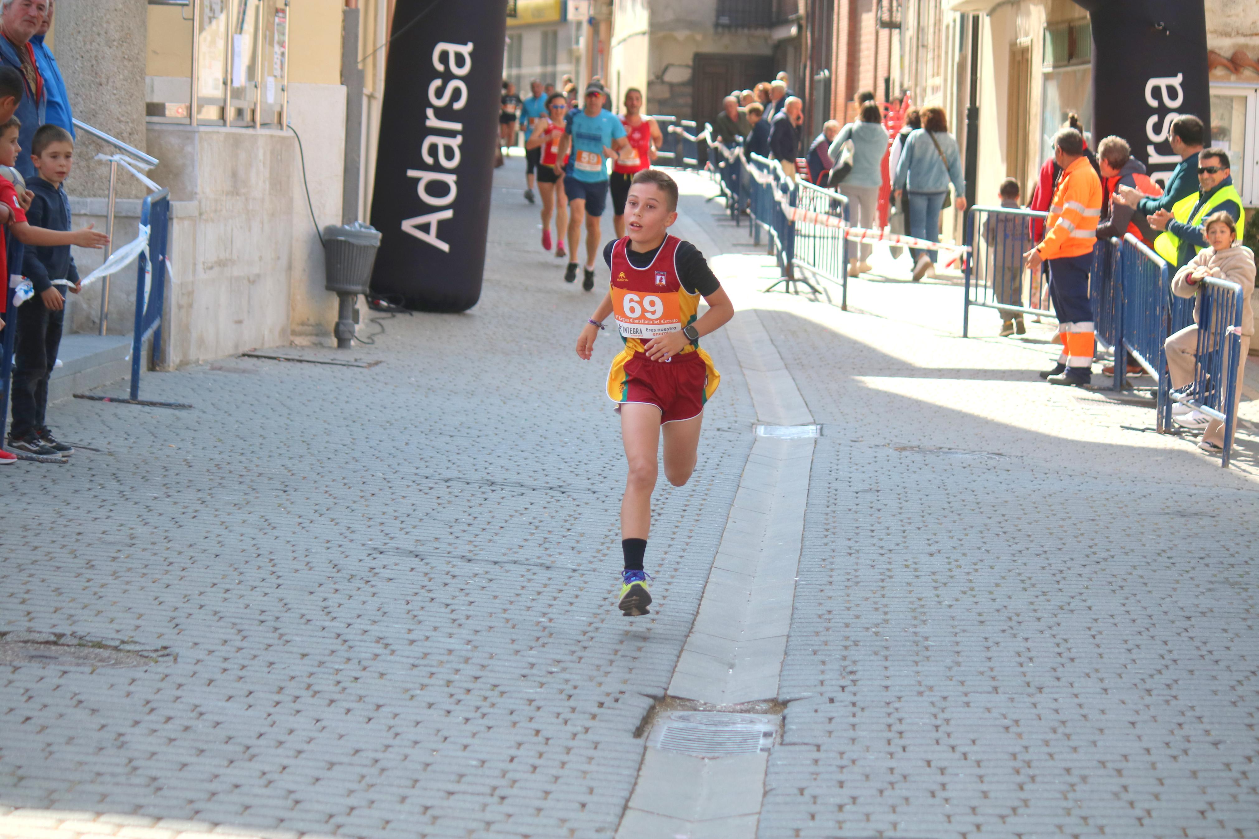 Pablo Marcos y Alicia Diago, vencedores de la IV Legua Castellana del Cerrato