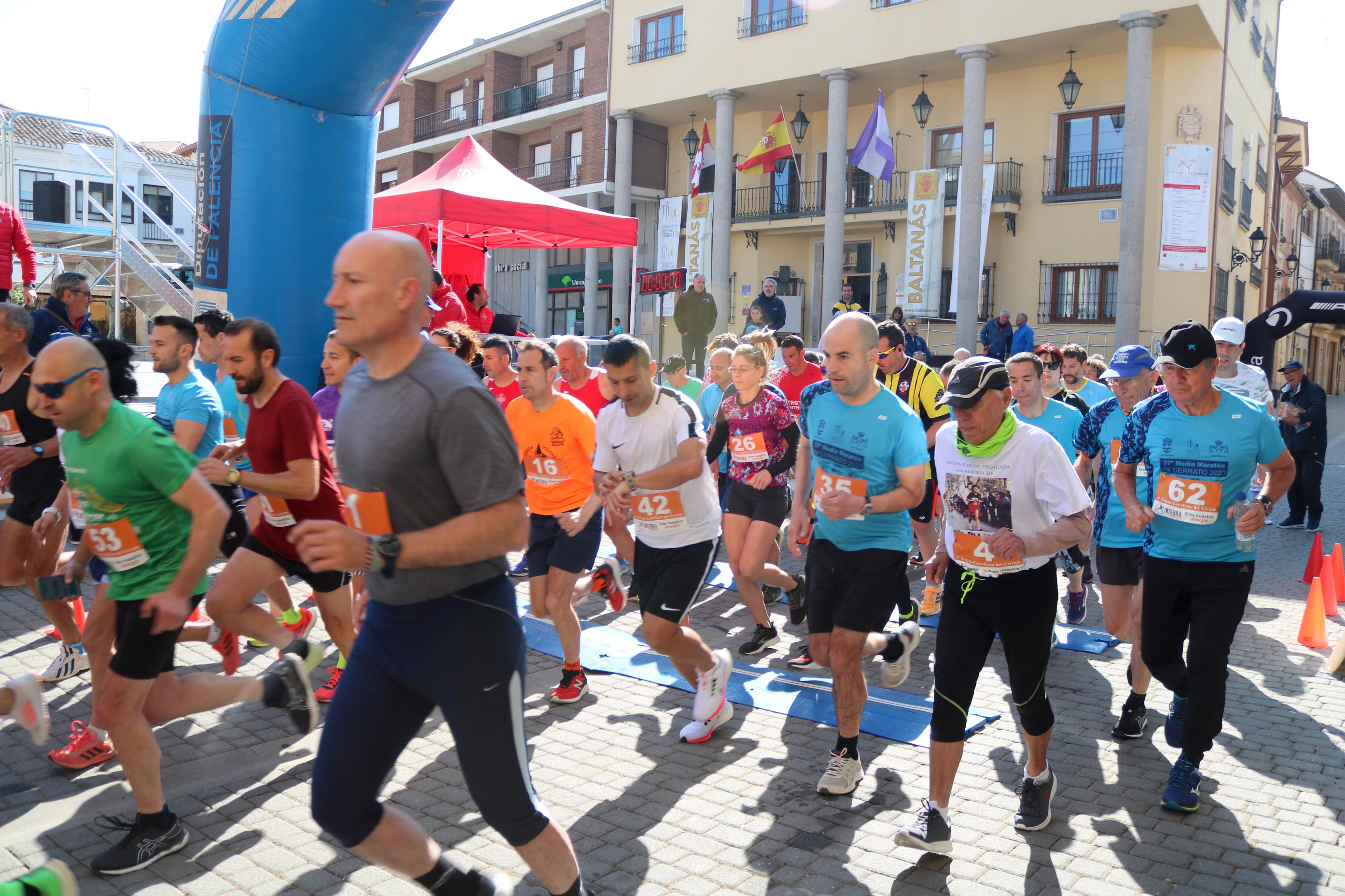 Pablo Marcos y Alicia Diago, vencedores de la IV Legua Castellana del Cerrato