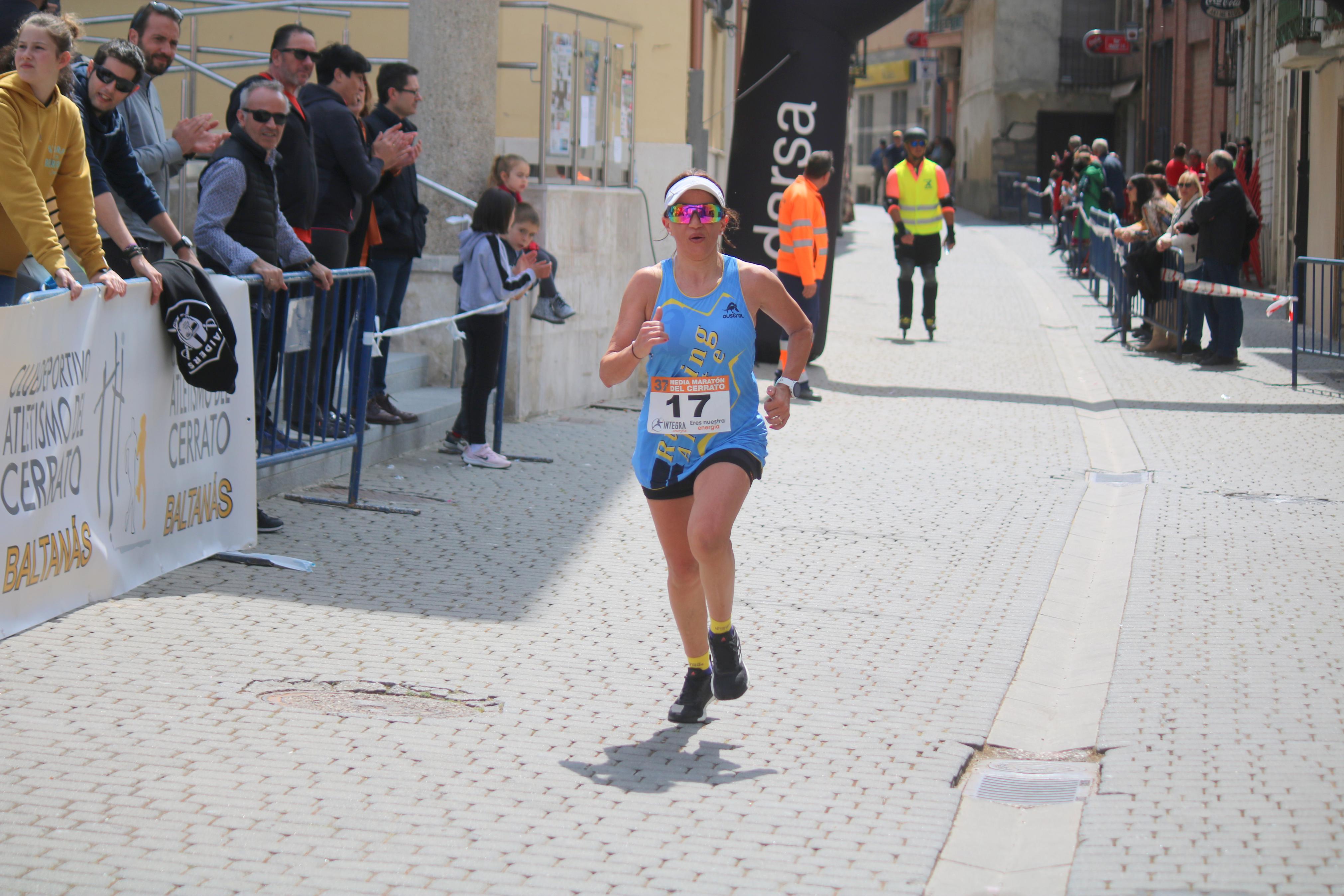 Javier Sangrador y Marta Medina reinan en la XXXVII Media Maratón del Cerrato