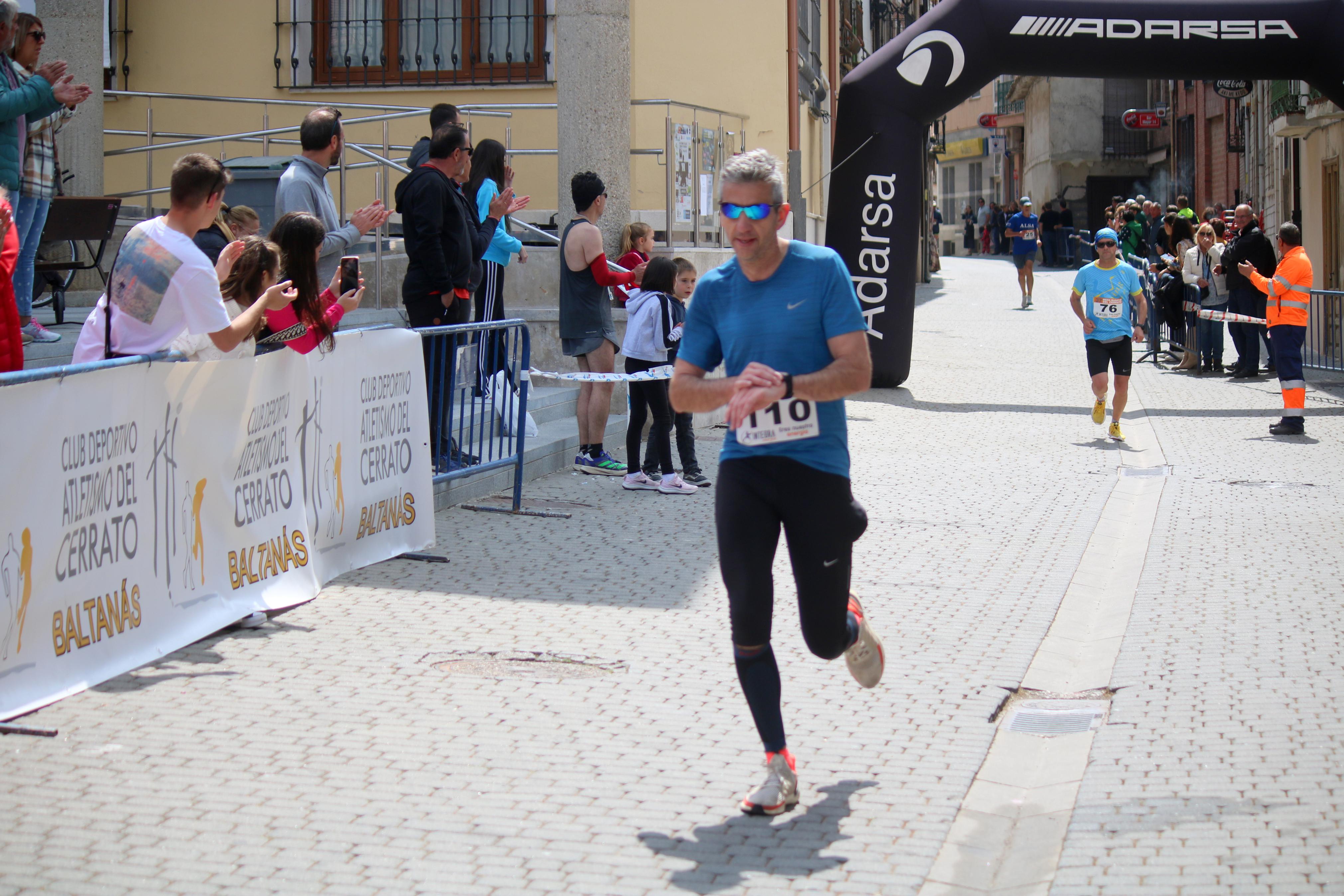 Javier Sangrador y Marta Medina reinan en la XXXVII Media Maratón del Cerrato