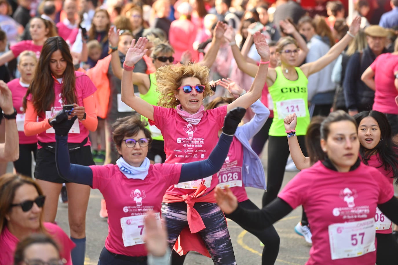 La VI Marcha y Carrera de las Mujeres toma Valladolid (y II)