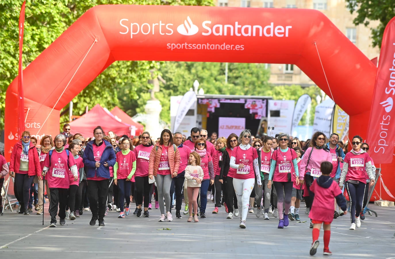 La VI Marcha y Carrera de las Mujeres toma Valladolid (y II)