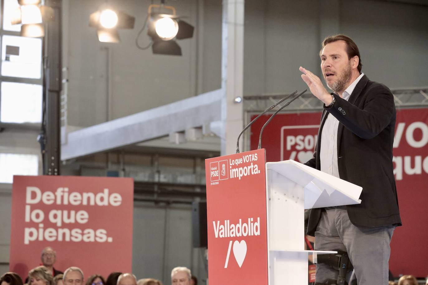 Pedro Sánchez acompaña a Puente en Valladolid (I)